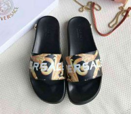 Picture of Versace Slippers _SKU776661793202108